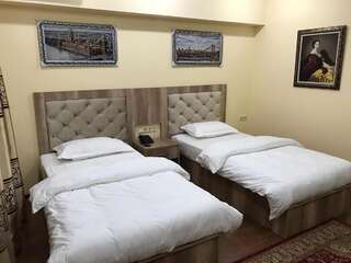 Отель Altai Business Hotel Алматы Улучшенный двухместный номер с 2 отдельными кроватями-1